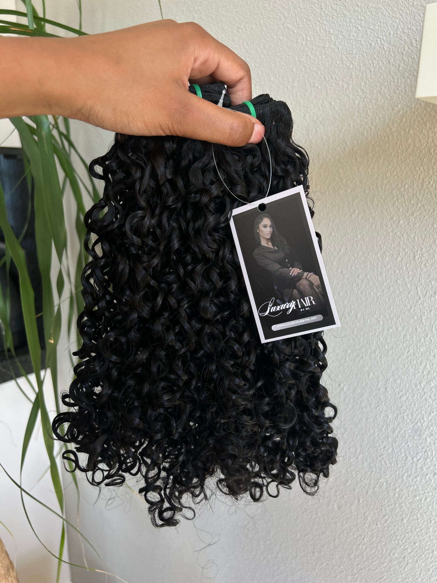 PIXIE CURLY